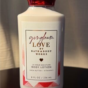 Bath & Body Works Gingham Love Body Lotion - Red and Cream